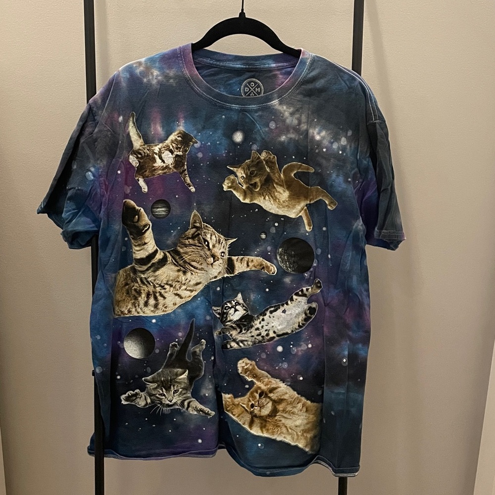 Galaxy Cat Graphic T-Shirt